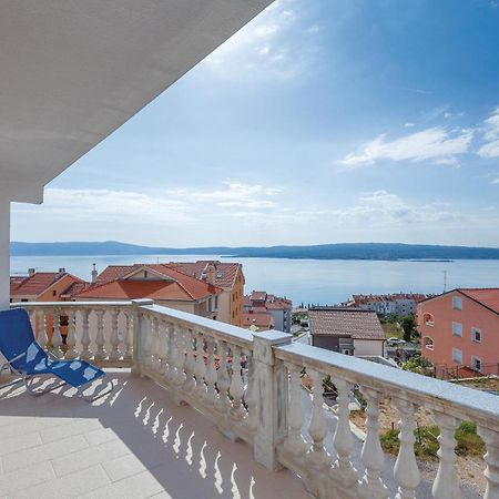 Nice apartment in Crikvenica with 1 Bedrooms&WiFi Buitenkant foto