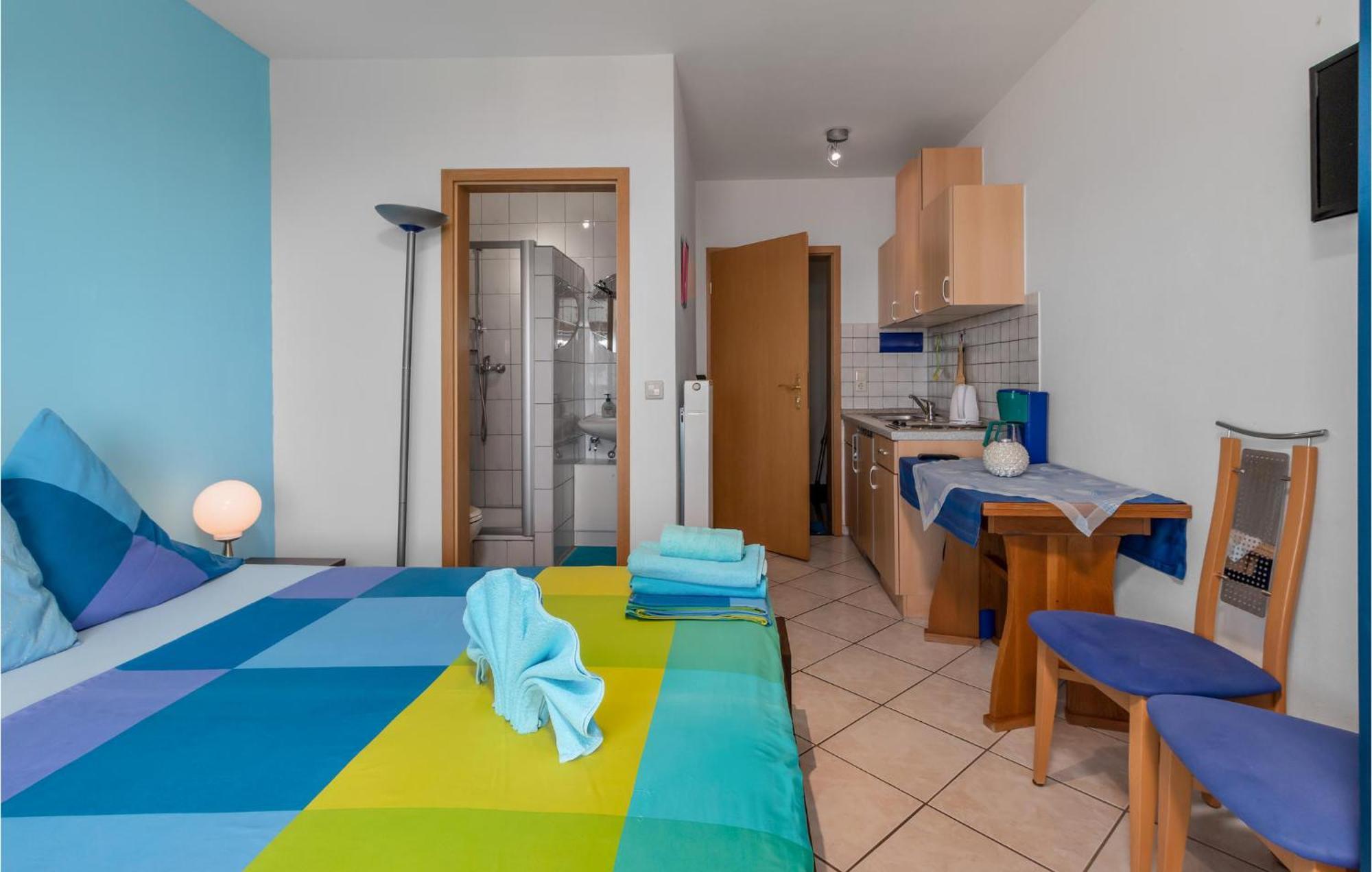 Nice apartment in Crikvenica with 1 Bedrooms&WiFi Buitenkant foto