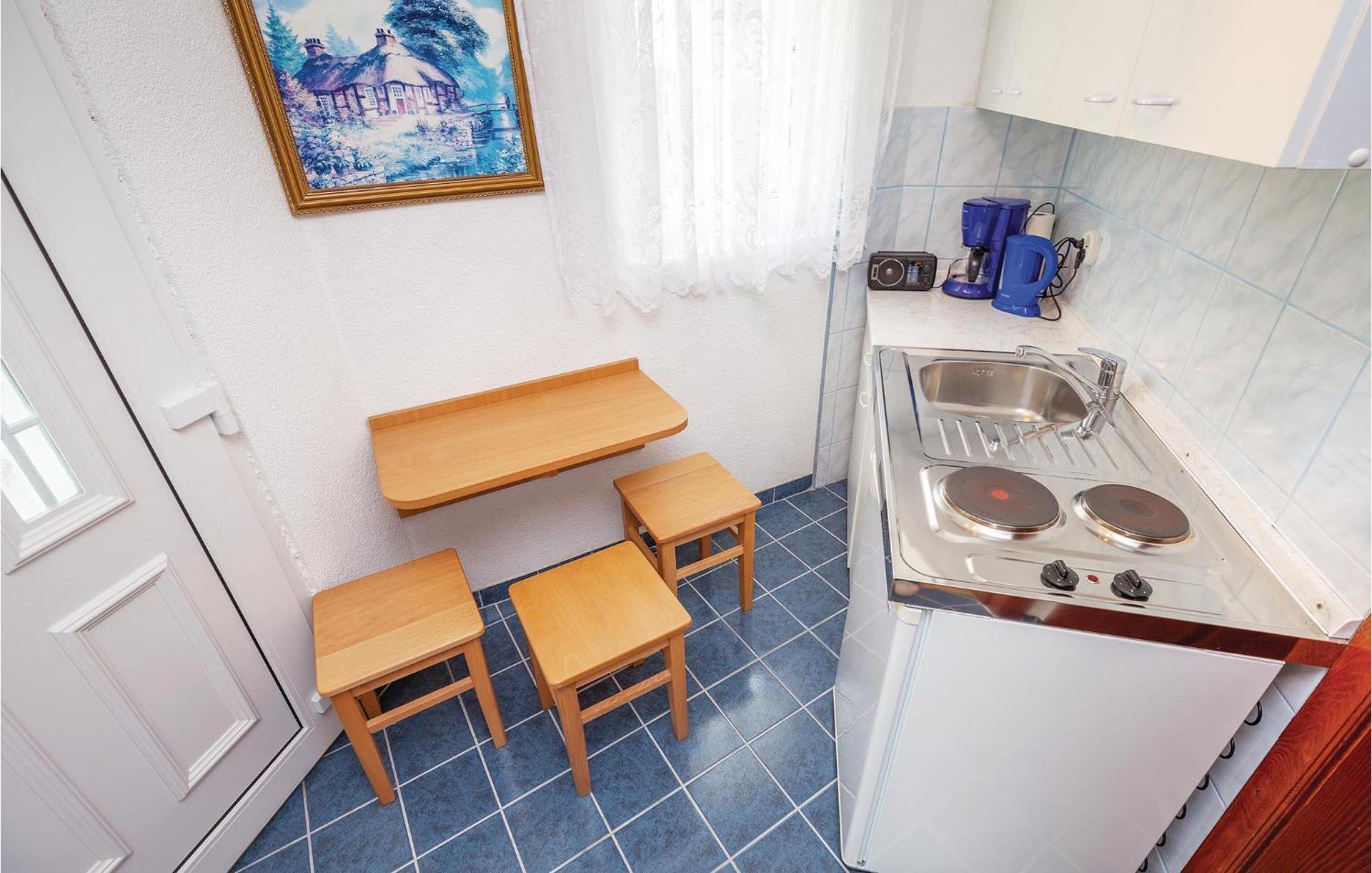 Nice apartment in Crikvenica with 1 Bedrooms&WiFi Buitenkant foto