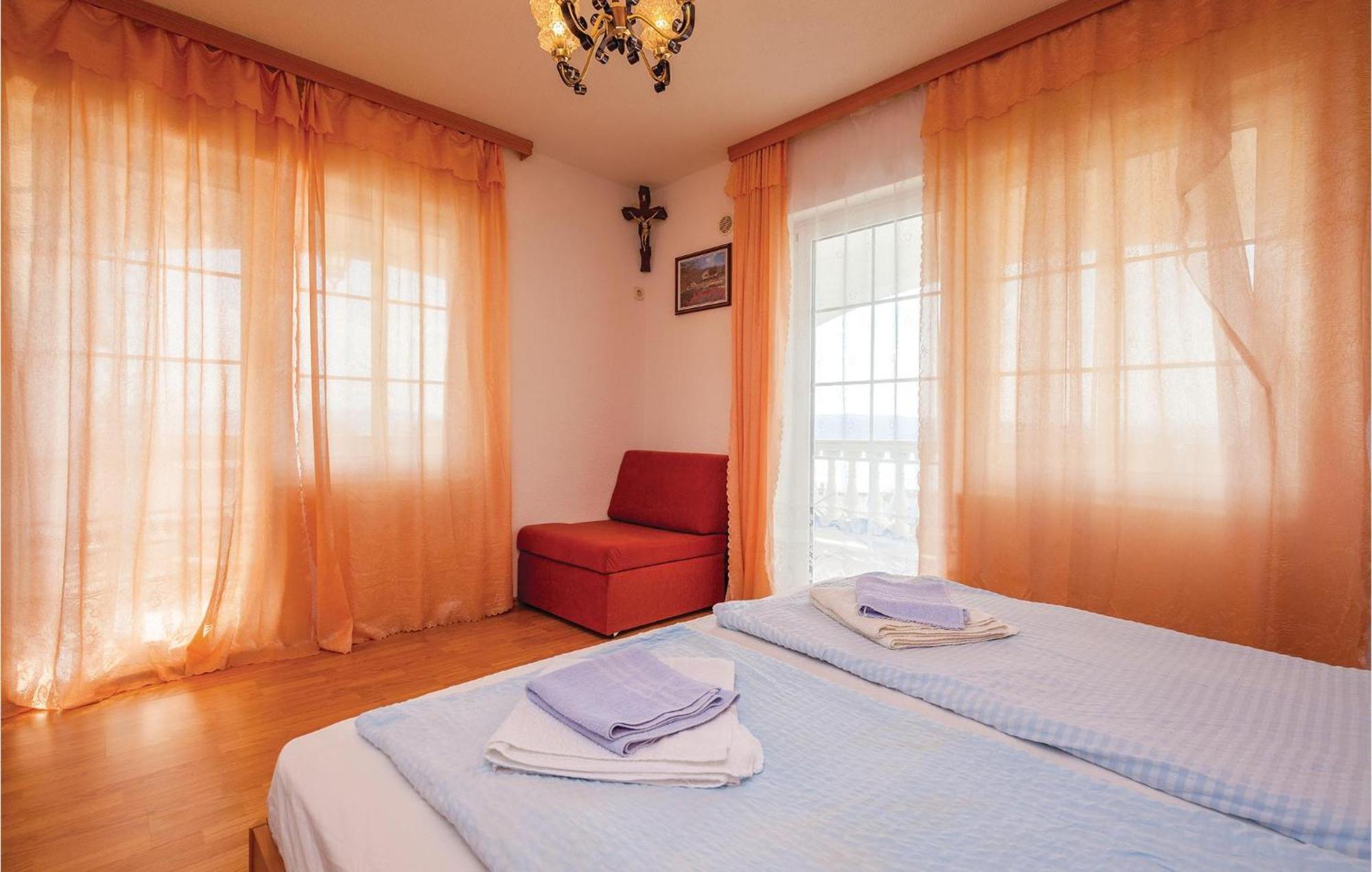 Nice apartment in Crikvenica with 1 Bedrooms&WiFi Buitenkant foto