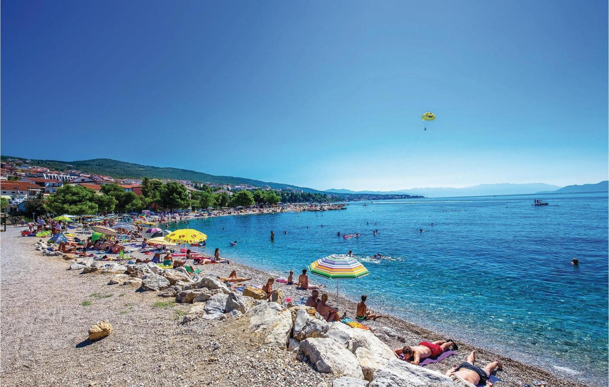 Nice apartment in Crikvenica with 1 Bedrooms&WiFi Buitenkant foto