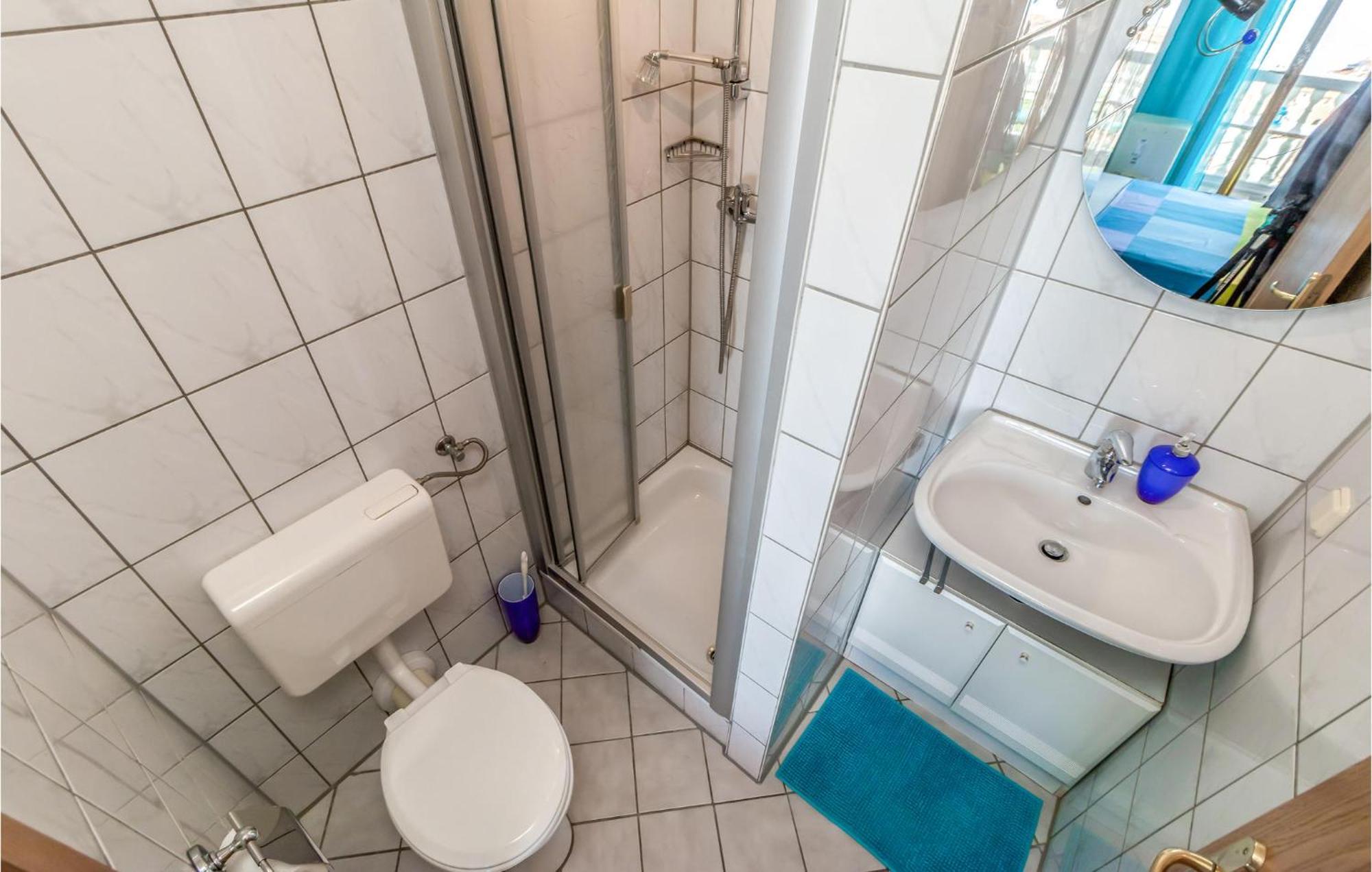 Nice apartment in Crikvenica with 1 Bedrooms&WiFi Buitenkant foto