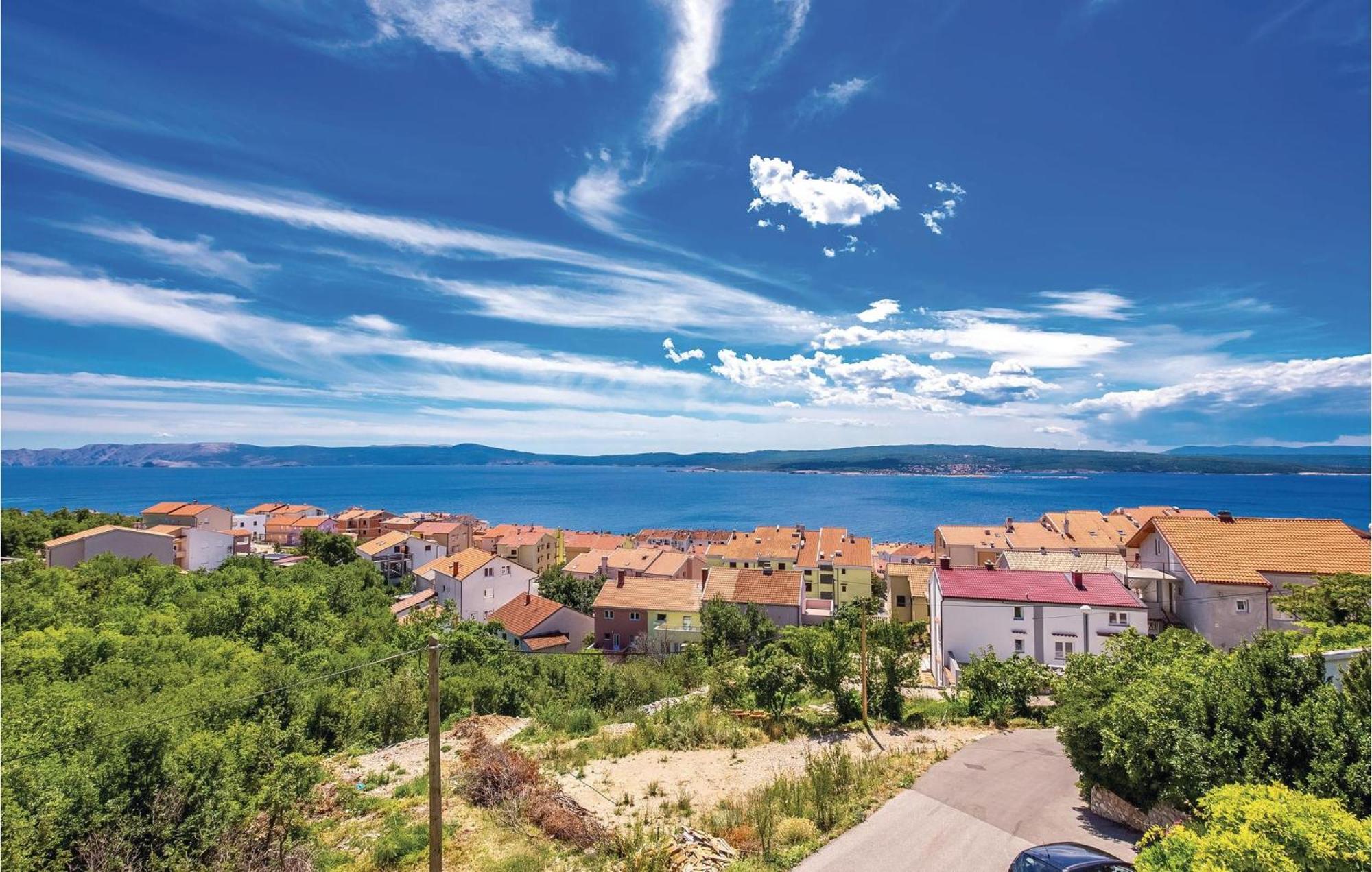 Nice apartment in Crikvenica with 1 Bedrooms&WiFi Buitenkant foto
